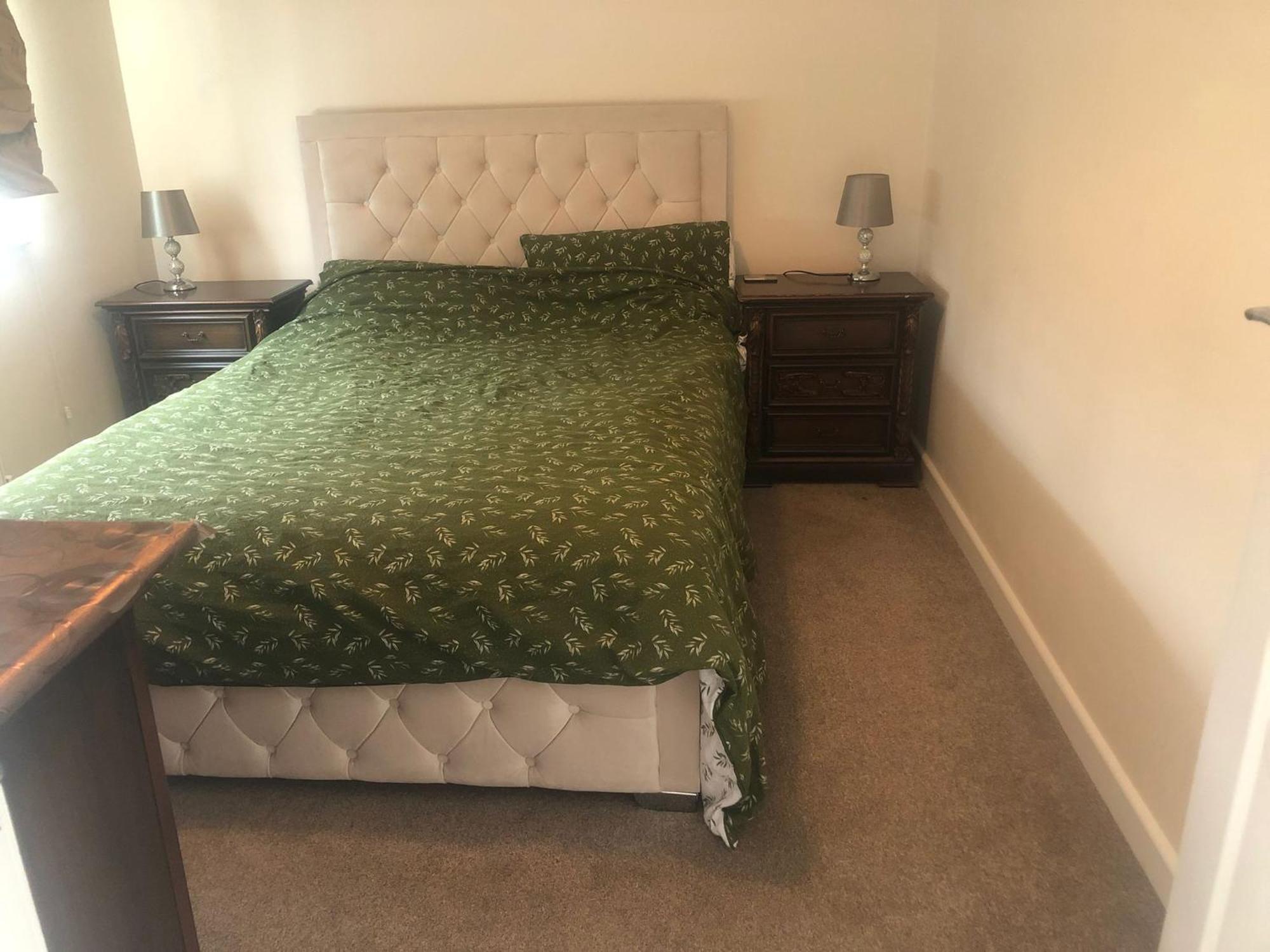 Entire Guest Suite With Gated Property Broad Blunsdon 외부 사진